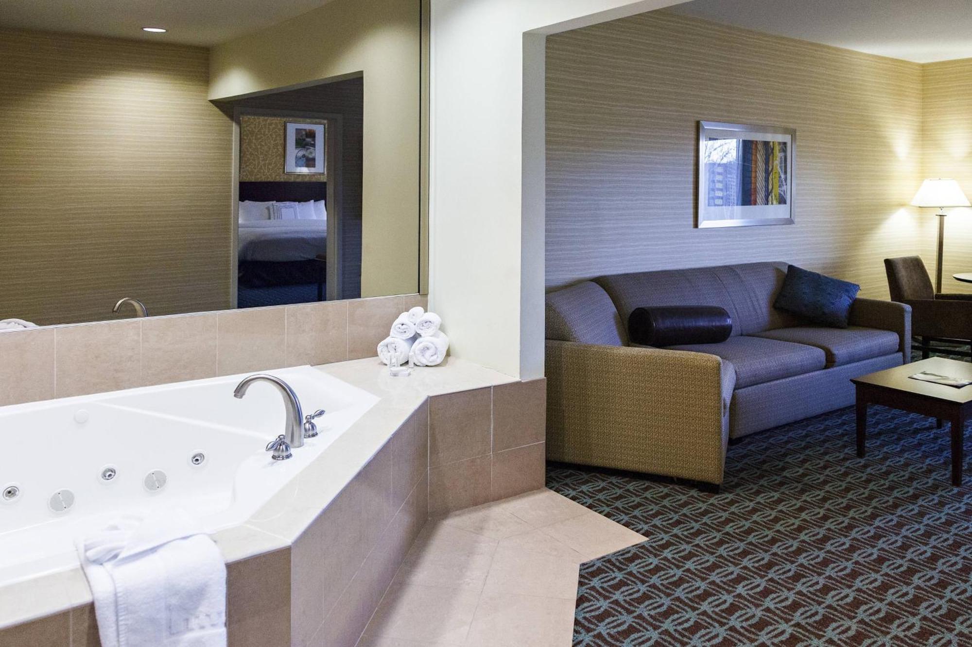 Fairfield Inn & Suites By Marriott Сомерсет Экстерьер фото